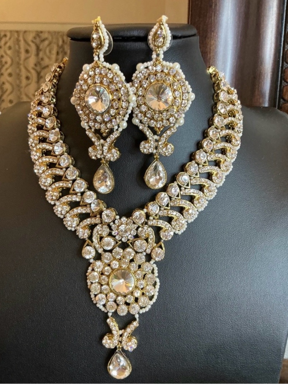 Traditional Indian Kundan Wedding Necklace Set (Will not be separated)
